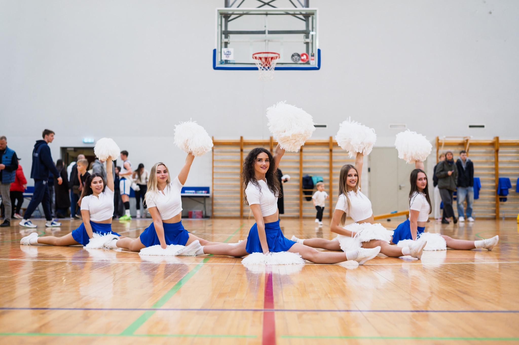 LU Sports karsējmeitenes