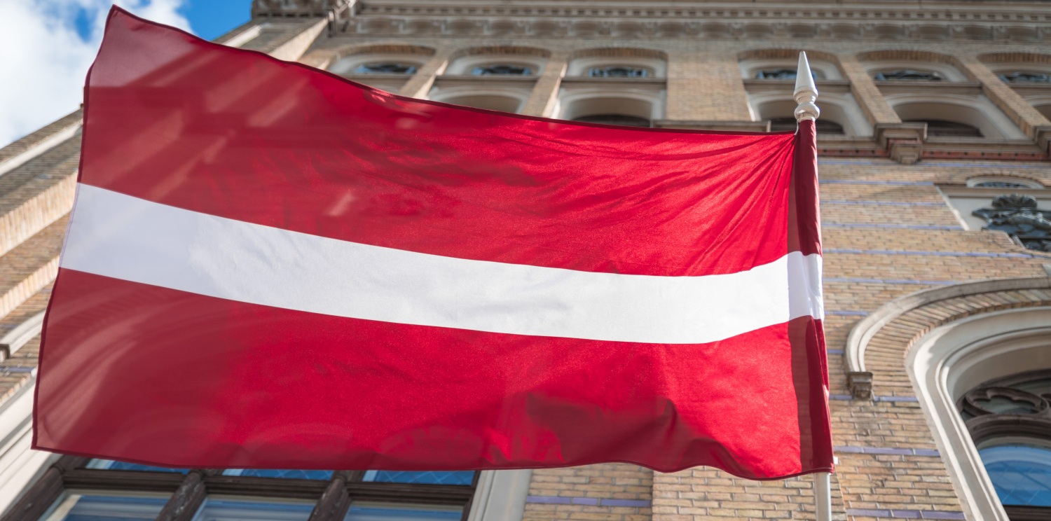 Latvijas karogs
