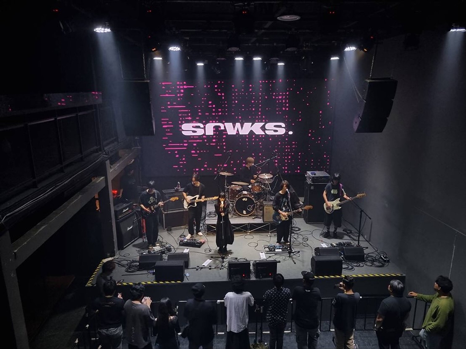 srwks. (TH)